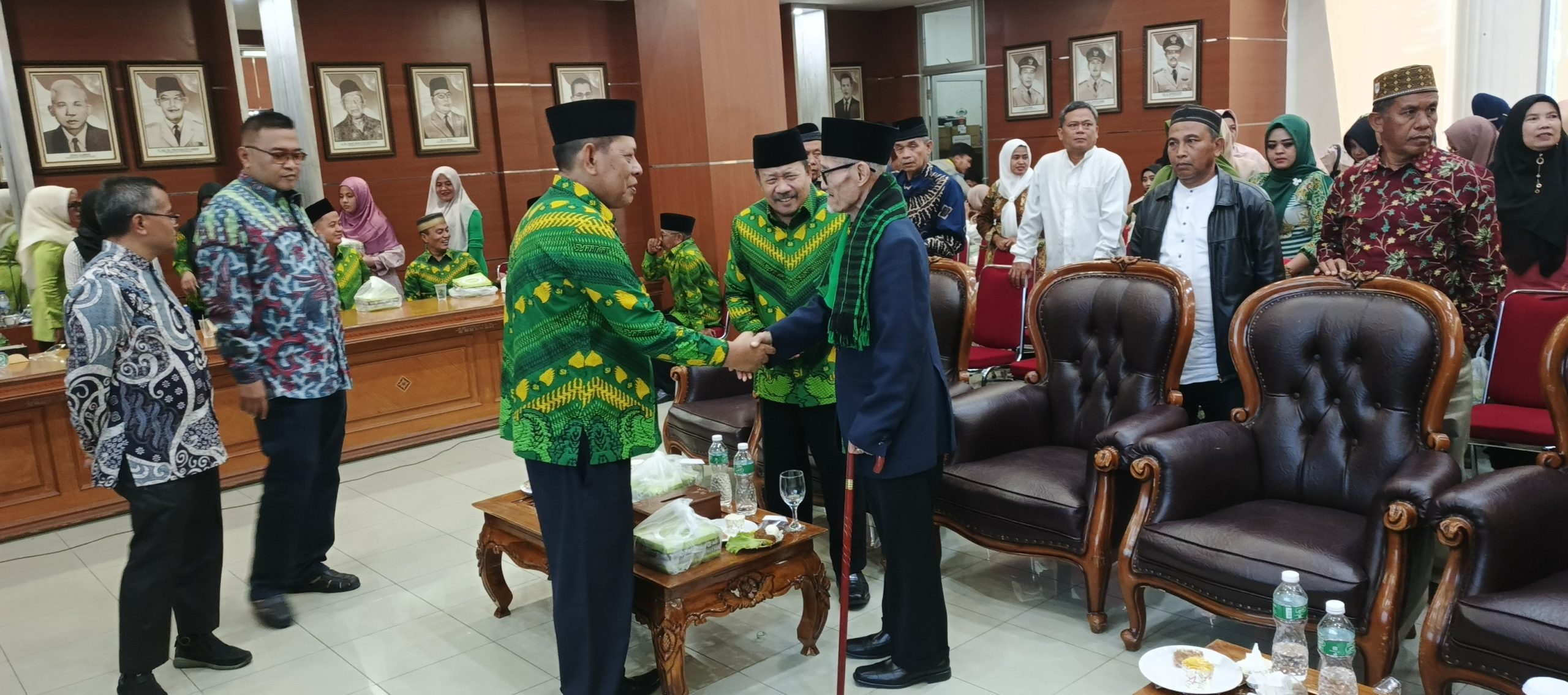 0-3248x1440-0-0-{}-0-24#